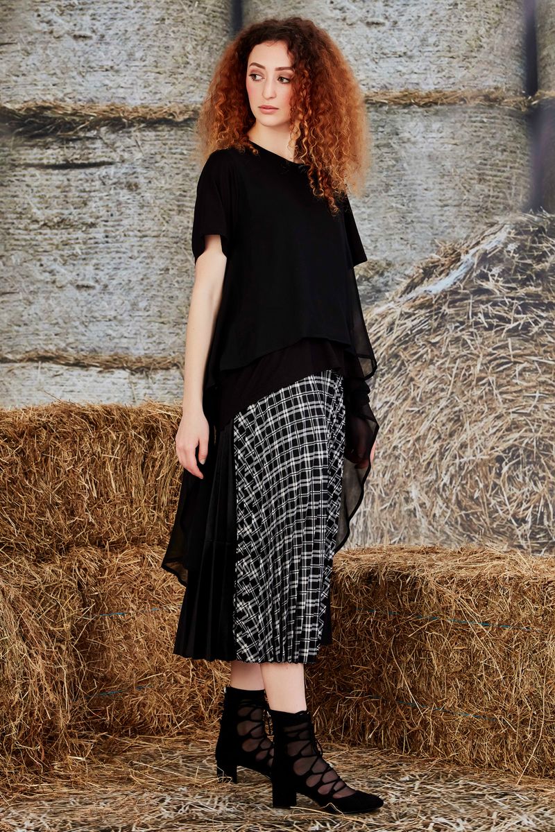 LONG TALES TOP
								, 			FIND YOUR PLEAT SKIRT