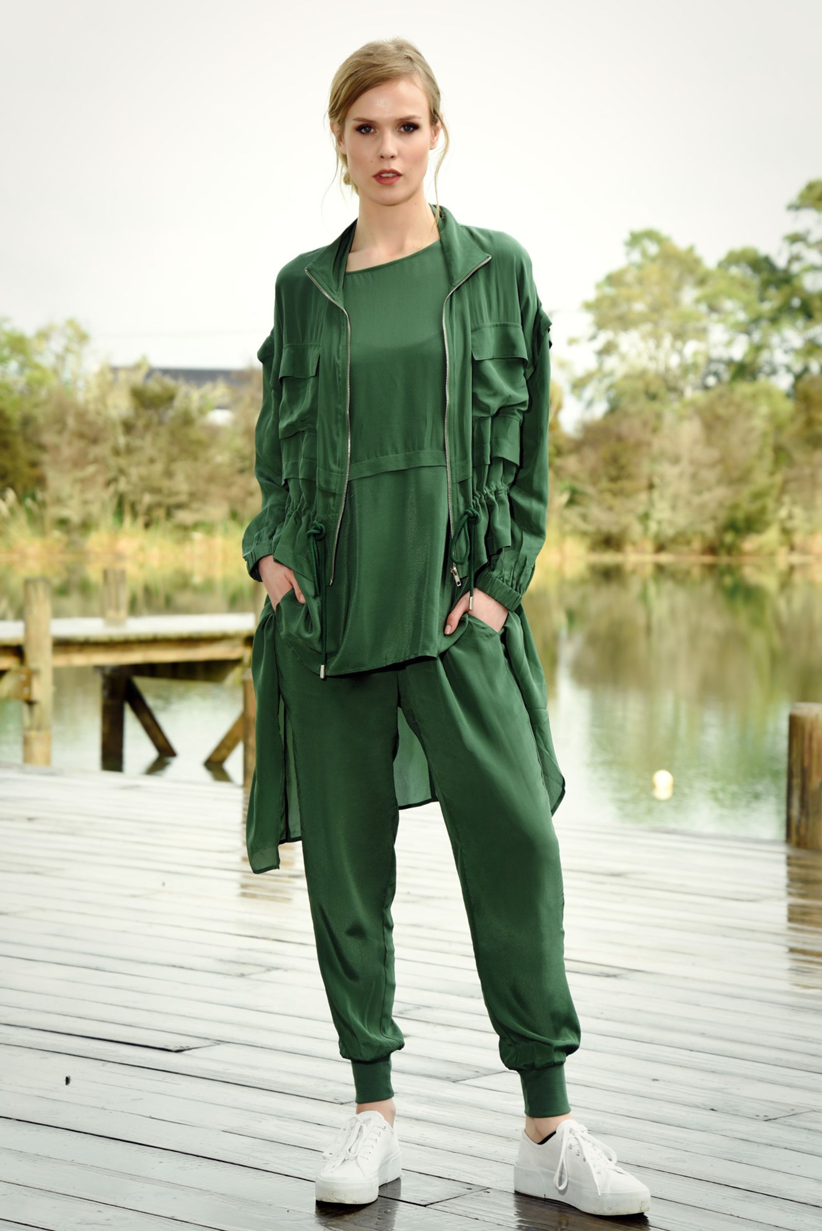 NIP AND TUCK JACKET
								, 			STILL WATERS TOP
								, 			A SHOW OF PANTS PANT