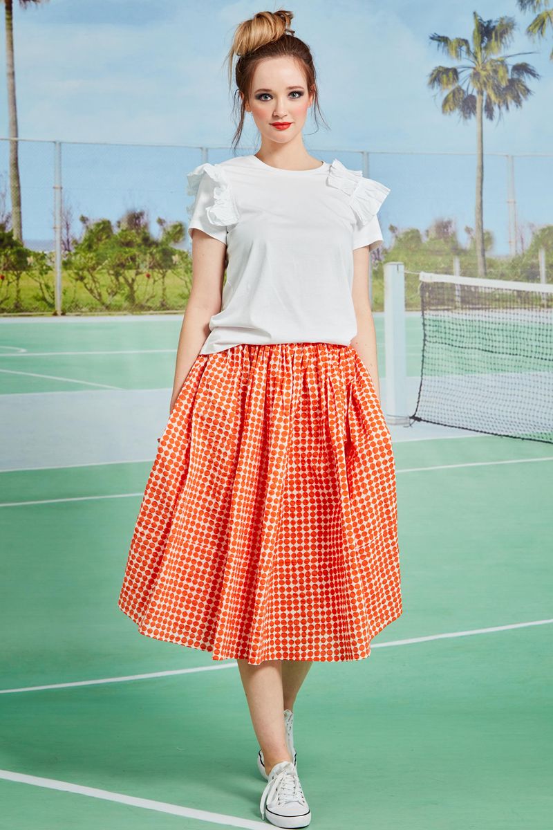 RIFFLE RUFFLE TOP
								, 			SKIRT OF ART SKIRT