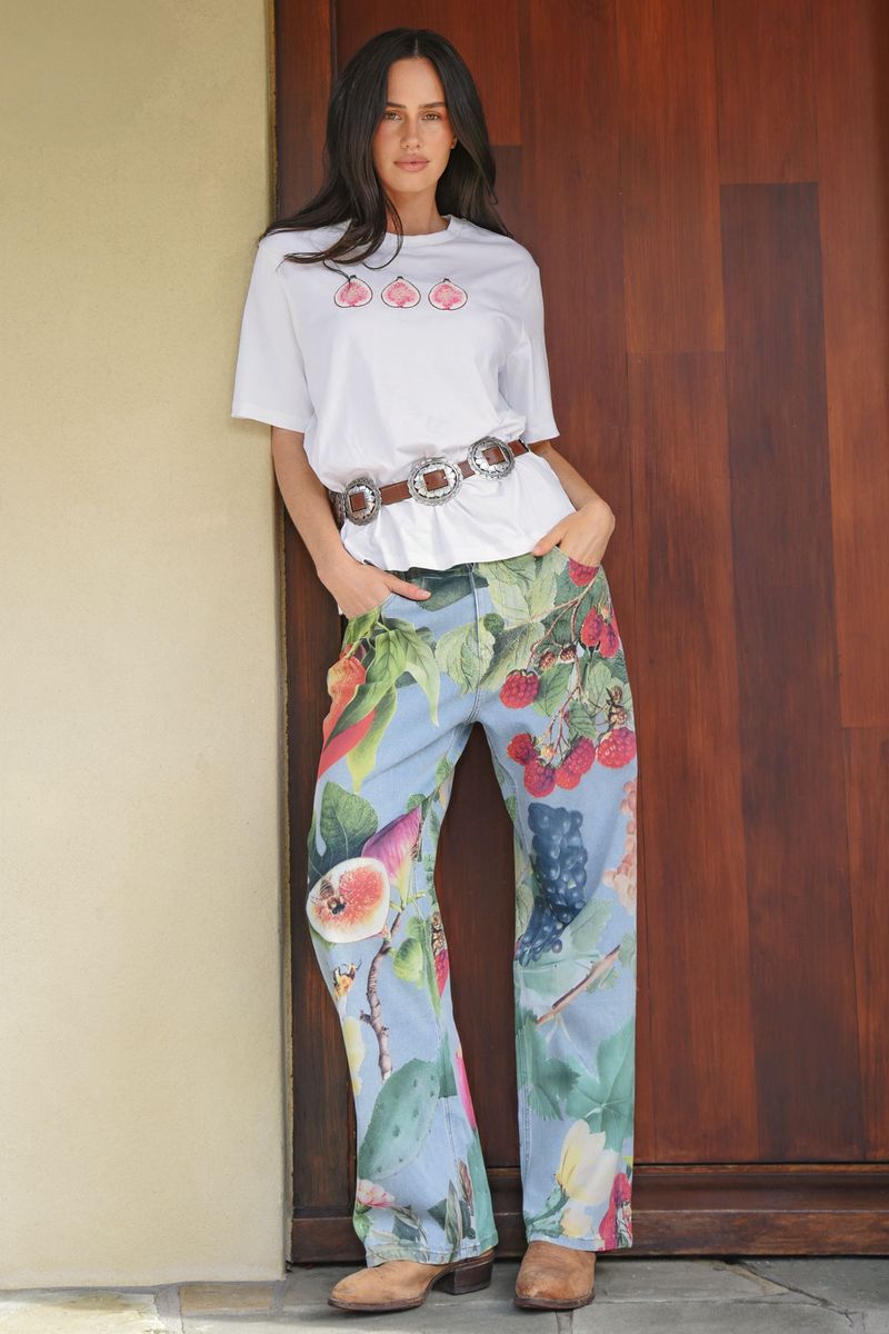 									GETTING FIGGY WITH IT TOP
								, 			KICK BACK JEAN
			
