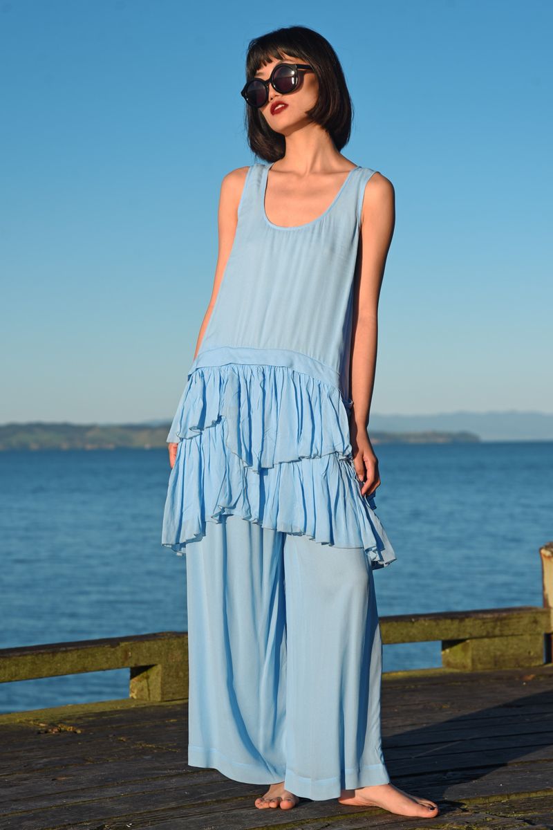 									ESSENTIAL EDIT TOP
								, 			KICKSTART PANT
			