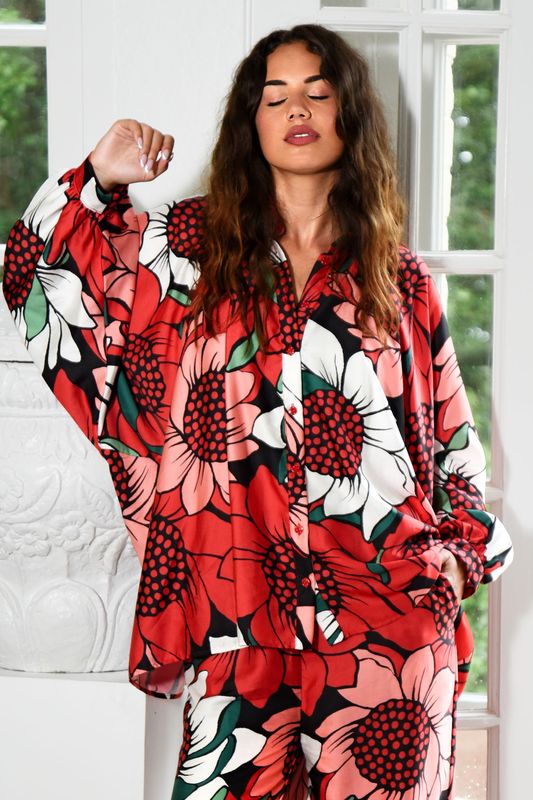 									BILLOW PARTY SHIRT
			