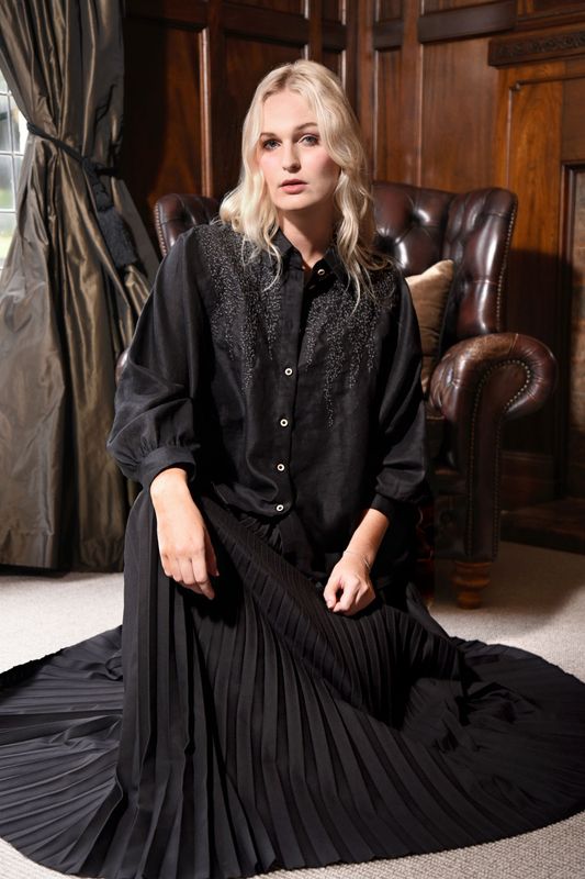 									UNCOMMON THREADS SHIRT
								, 			IN SKIRT OF TIME SKIRT
			