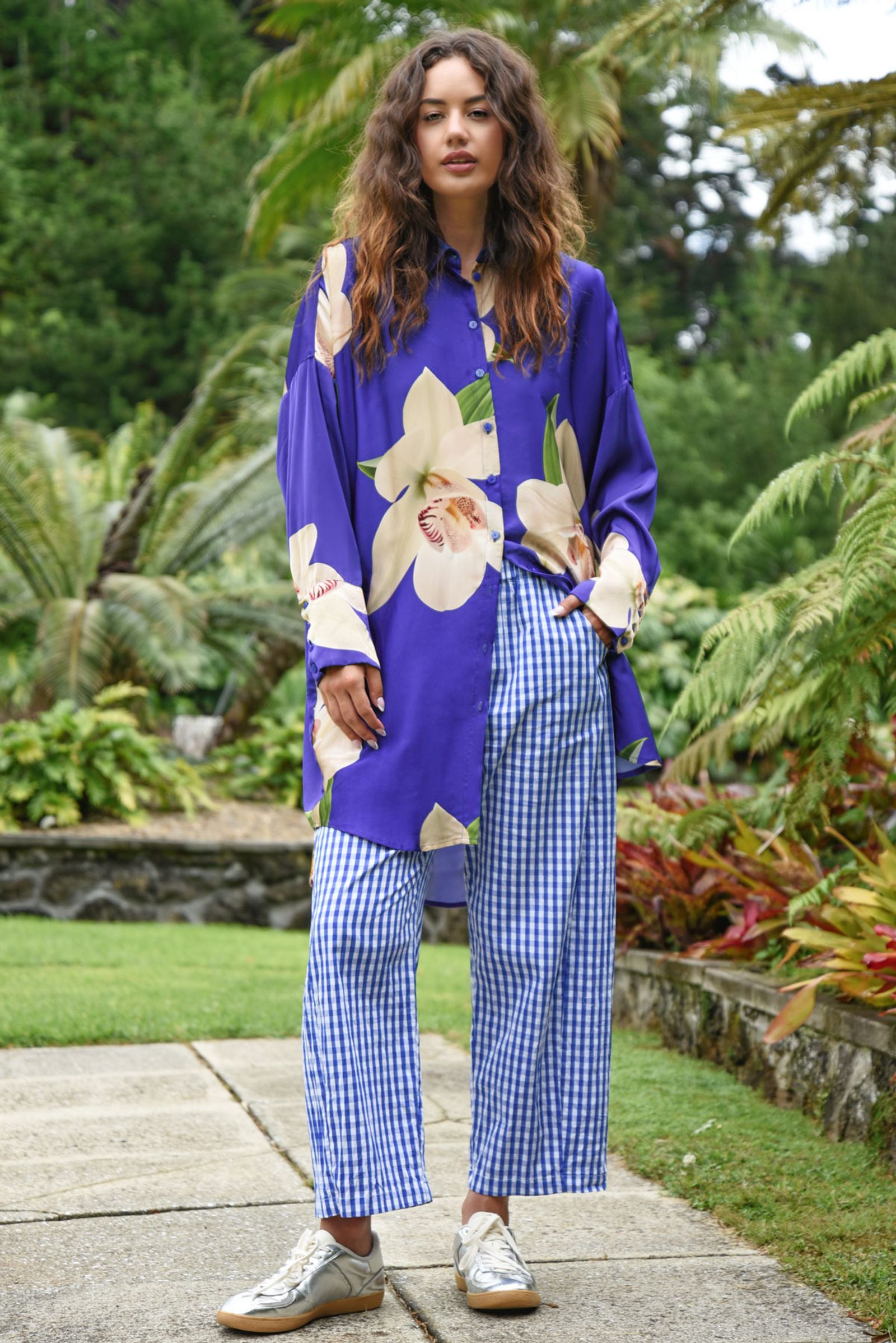 									SOMETHING BORROWED SHIRT
								, 			ON THE ROAD PANT
			