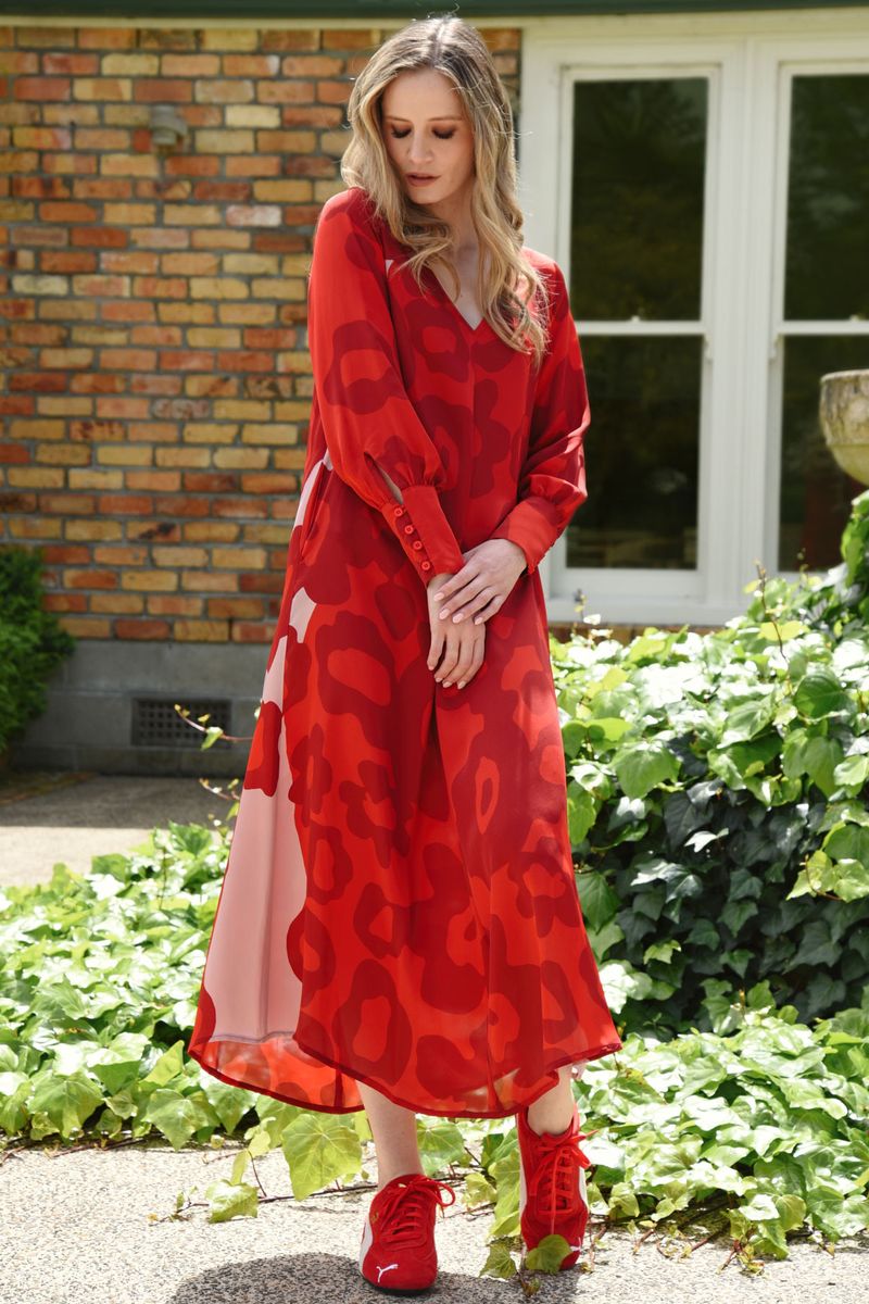 									SUBTLE SWEET DRESS
			