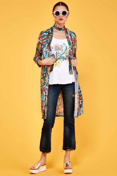 ON POINT SUNGLASSES
								, 			LAZY SUNDAY DRESS
								, 			TAKE A PRINT TOP
								, 			BLUE JEANS BABY