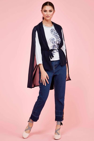 CAPE BEFORE BEAUTY JACKET
								, 			STRIPE LIFE TOP
								, 			FLOWER POWER JEAN