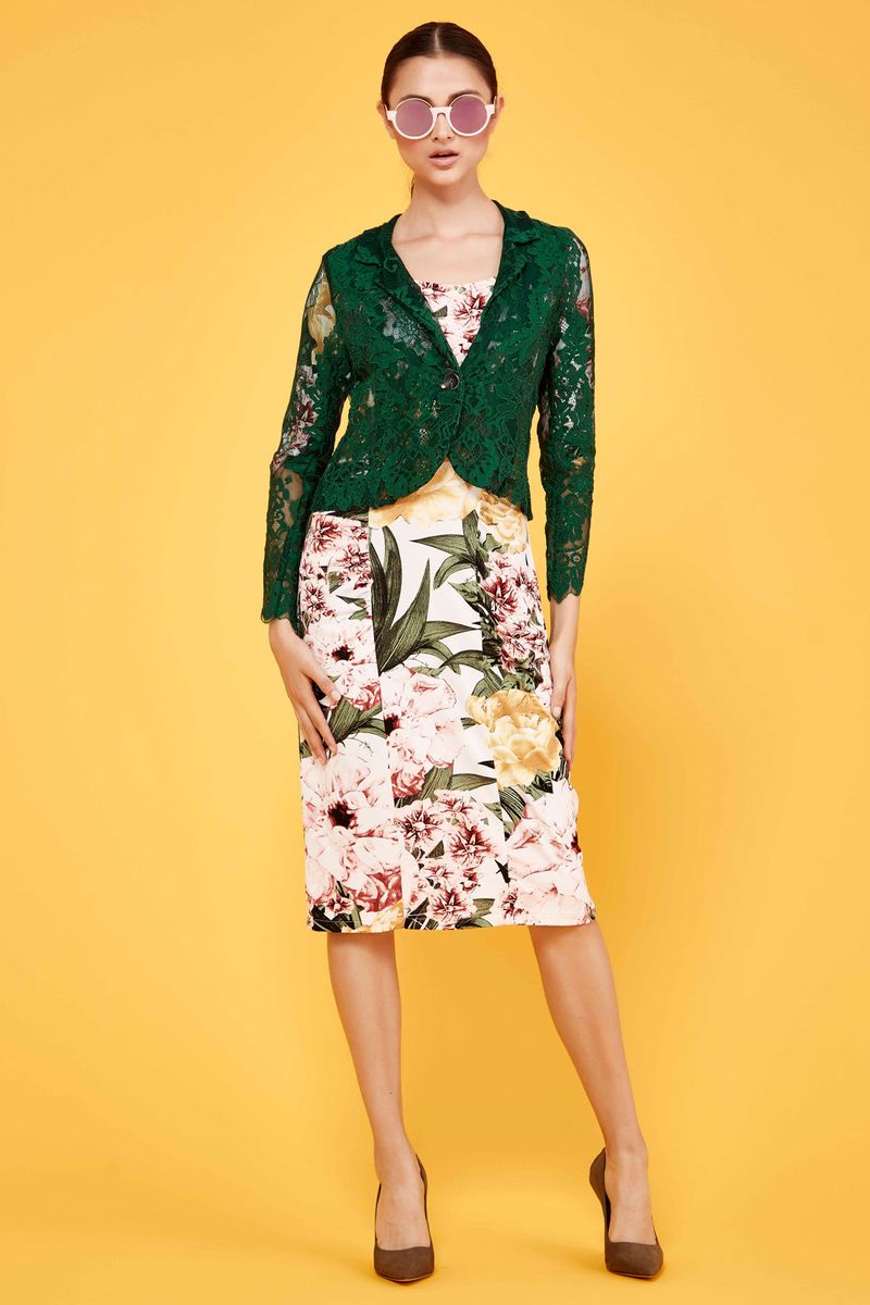 GOOD VIBRATIONS SUNGLASSES
								, 			FIRST LACE JACKET
								, 			IN THE RUCHE DRESS