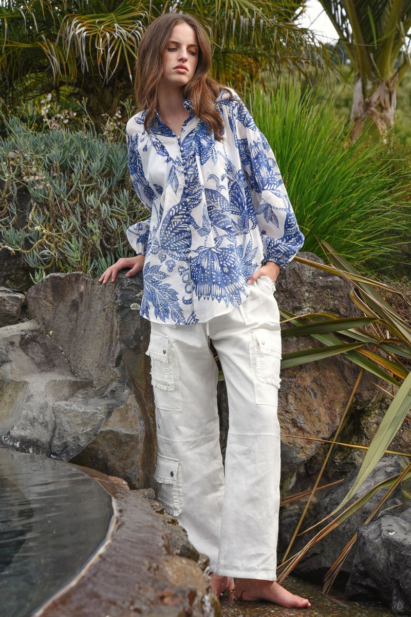 									FEELING BLUE-TIFUL CARDIGAN
								, 			OUT OF THE BLUE TOP
								, 			LINEN ON THE EDGE TROUSER
			