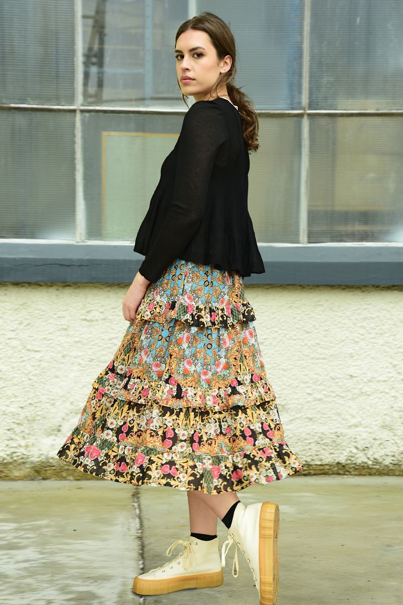 SKIRTY DANCING SKIRT
								, 			EVERYBODY'S FINE TOP