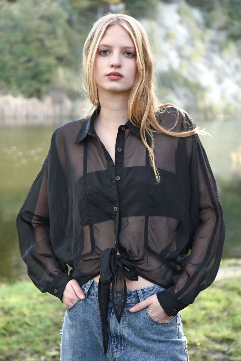 									TIED & TESTED BLOUSE
			