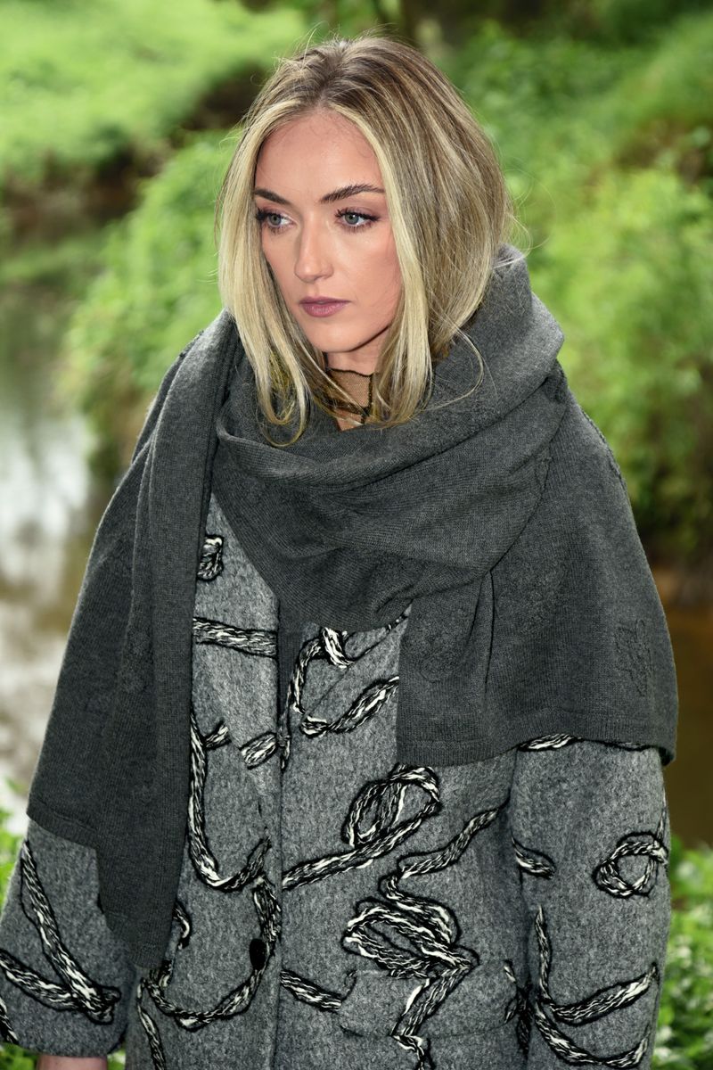 WRAP AROUND SCARF