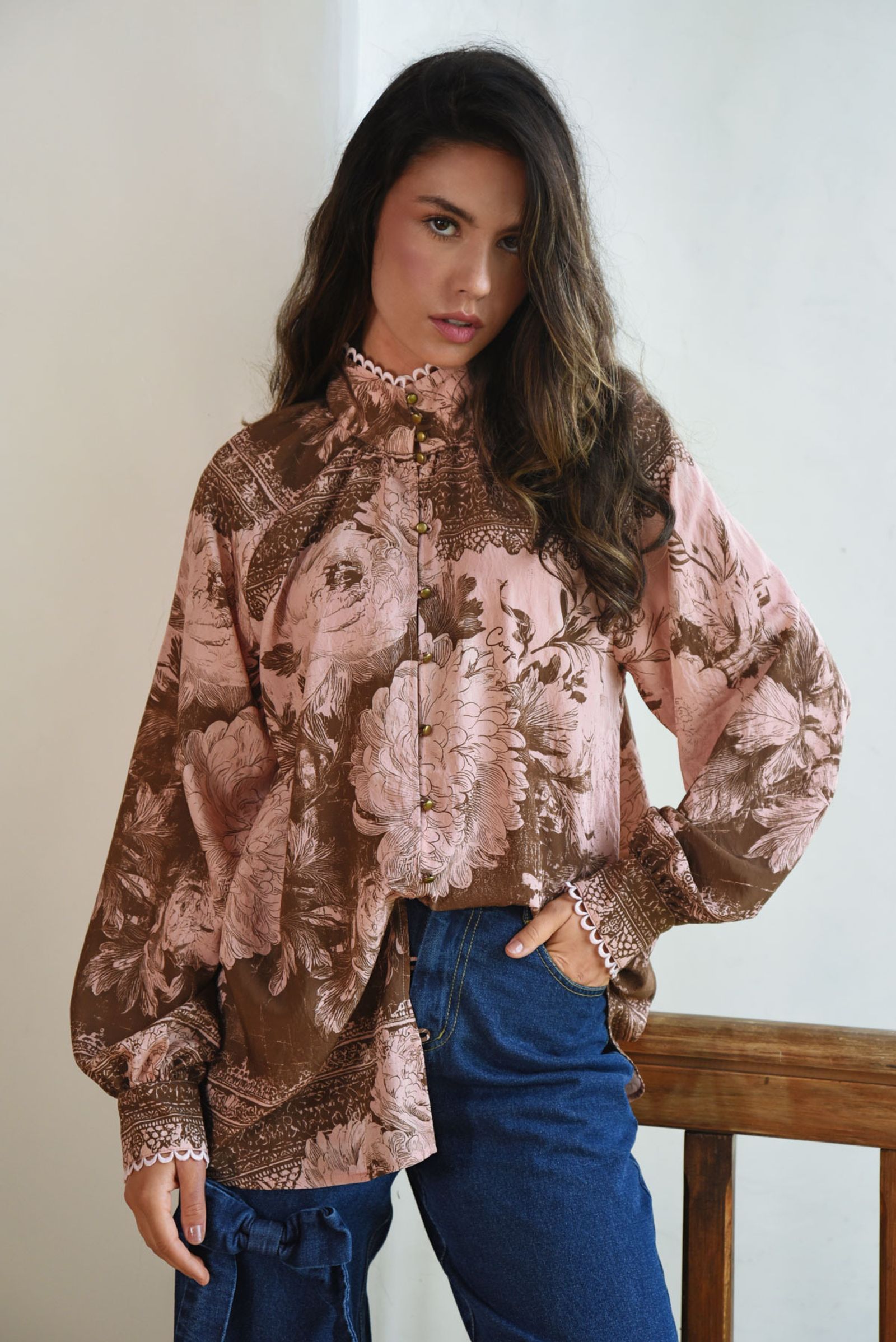 									HIGH SOCIETY BLOUSE
			