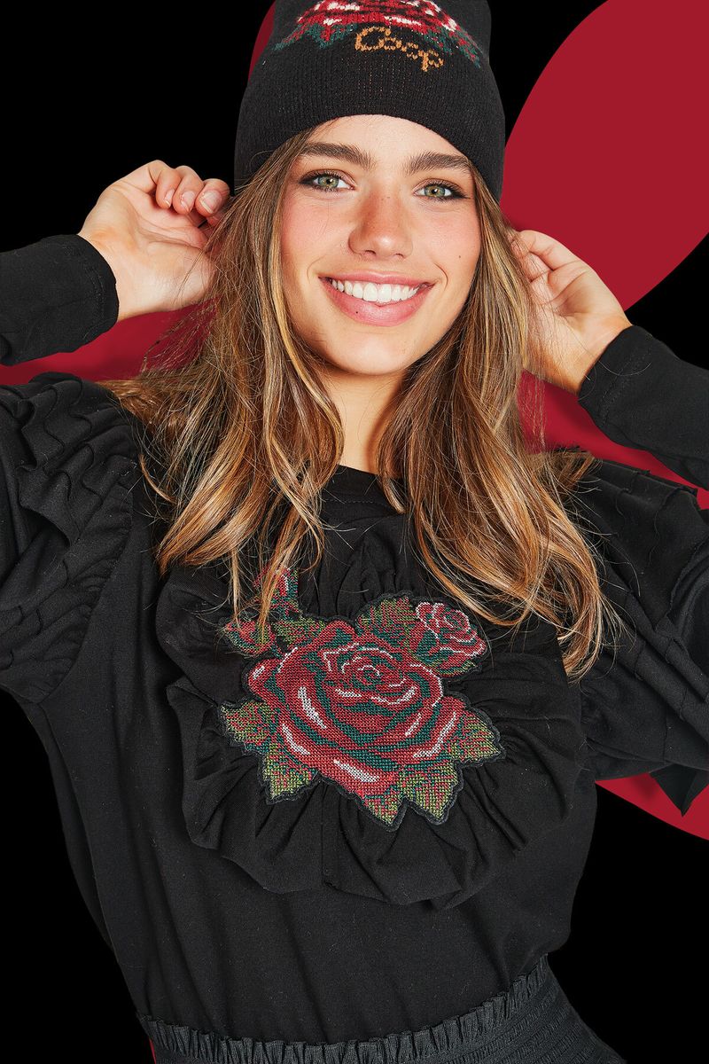 LIFE ON ROSE T-SHIRT
								, 			LIFE'S BEANIE GOOD