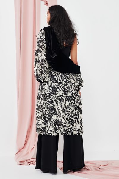 KIM K NO KIMONO
								, 			DEPARTURE LOUNGE PANTS