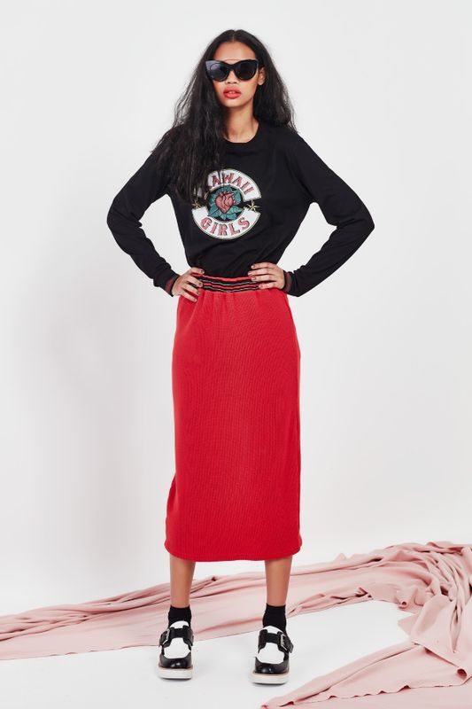 CUFF LOVE  TOP
								, 			TEXTURES IN PENCIL SKIRT