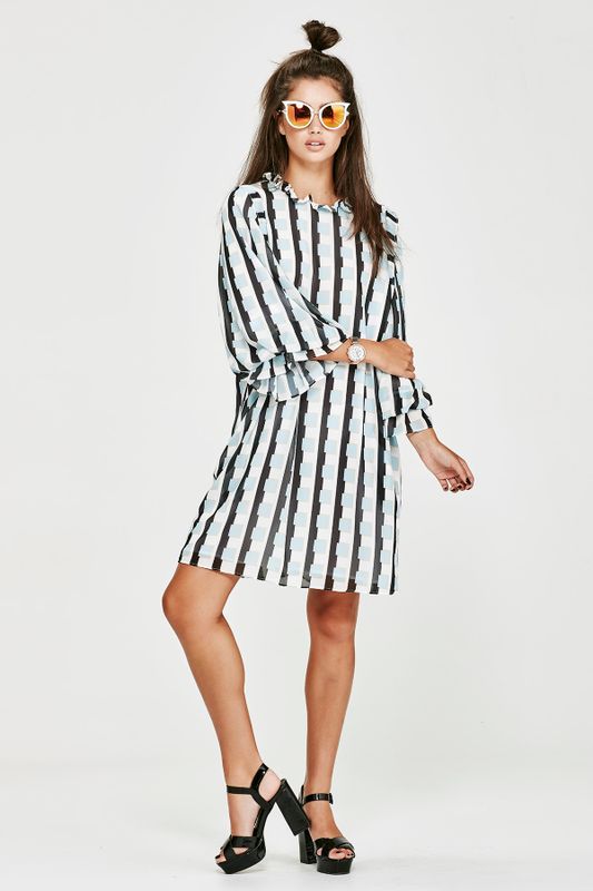 'Be-Sleeve-Me' Dress