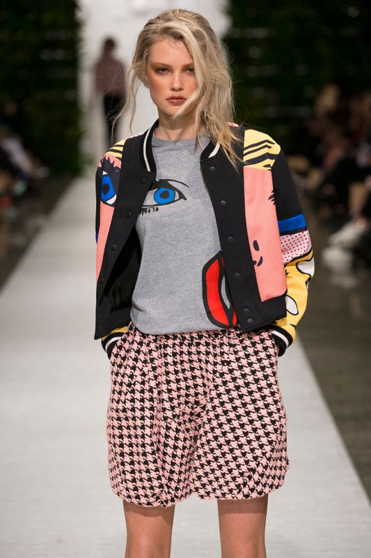 THINGS FALL POP ART 'RAPPERS DELIGHT' BOMBER
								, 			SO MARLE AWAY 'EYE SPY' TSHIRT
								, 			HOUNDS TOOTH MY FRENCH 'MAID OF ROMPER' SHORTS