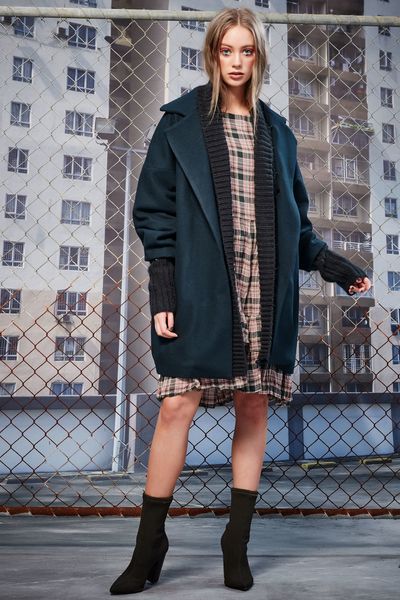 DUSTIN  TIMBERLAKE JACKET
								, 			WINGING IT DRESS