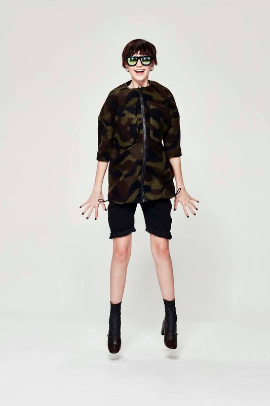 CAMO CHAMELEON 'GOOD WILL HUNTING' COAT
								, 			AMUSEMENT DARK 'FRILL JOY' SHORTS