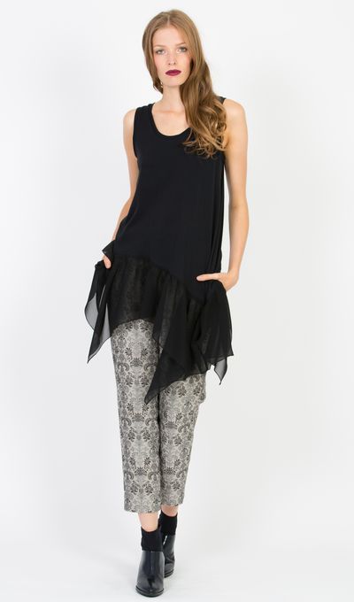 WE FRILL ROCK YOU TOP
								, 			WATER FOR ELEGANCE PANT