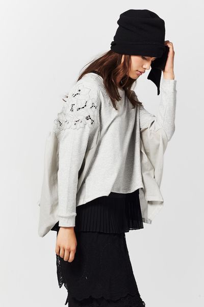 ONE KNIT WONDER 'FLORAL CUTOUTS' SWEATSHIRT
								, 			BASKET LACE 'TIGHT THE BULLET' PANT