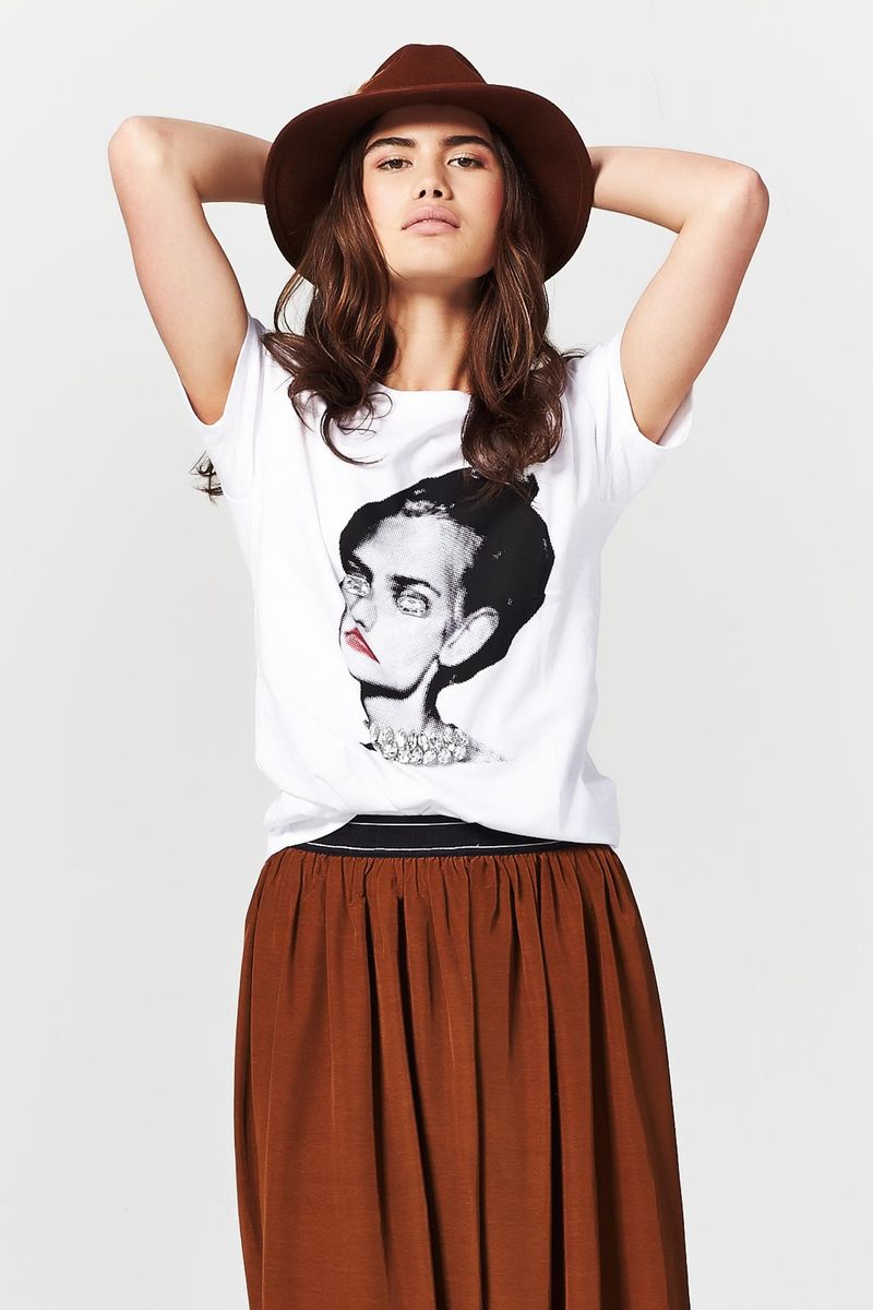 CO-COTTON 'BEADY EYE' TSHIRT
								, 			ROYAL NOISE 'MIDNIGHT IN PARIS' SKIRT