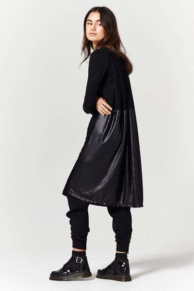 TOPSY JERSEY 'PLEATWOOD MAC' DRESS
								, 			DARK IS THE NIGHT 'ZIP ME DOWN' PANT