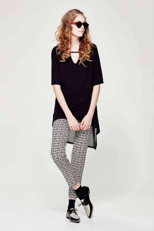KNIT OF ARMOUR 'KEY TO MY HEART' TOP
								, 			MARRAKESH EXPRESS 'THE ZIP HAS SAILED' PANT
