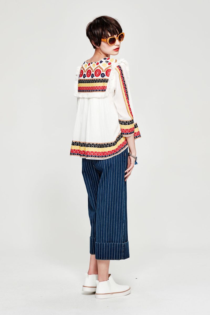 MOROCCIN' IT 'TANGINE DREAM' TOP
								, 			CAN YOU KICK IT 'GOOD JEAN POOL' PANT