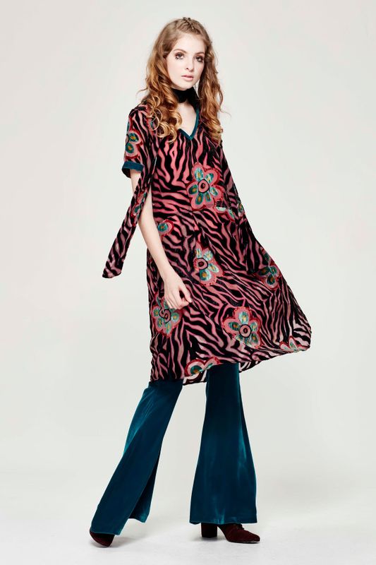 GROOVY BABY 'AUSTIN FLOWERS' DRESS
								, 			YEAH VELVET YEAH! 'FOOTLOOSE' PANT