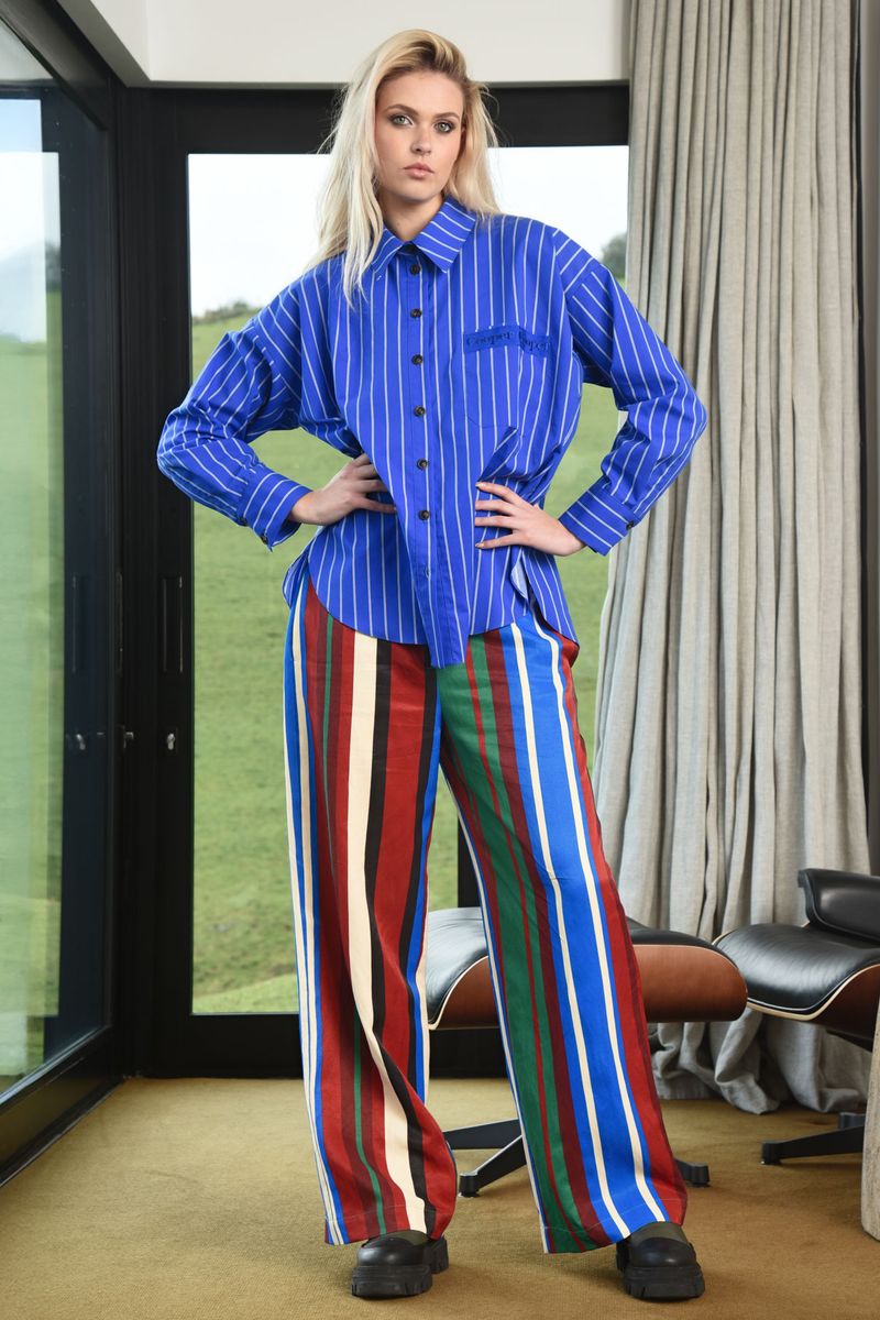 									A-SHIRT YOUR EYES SHIRT
								, 			WALK WITH ME PANT
			