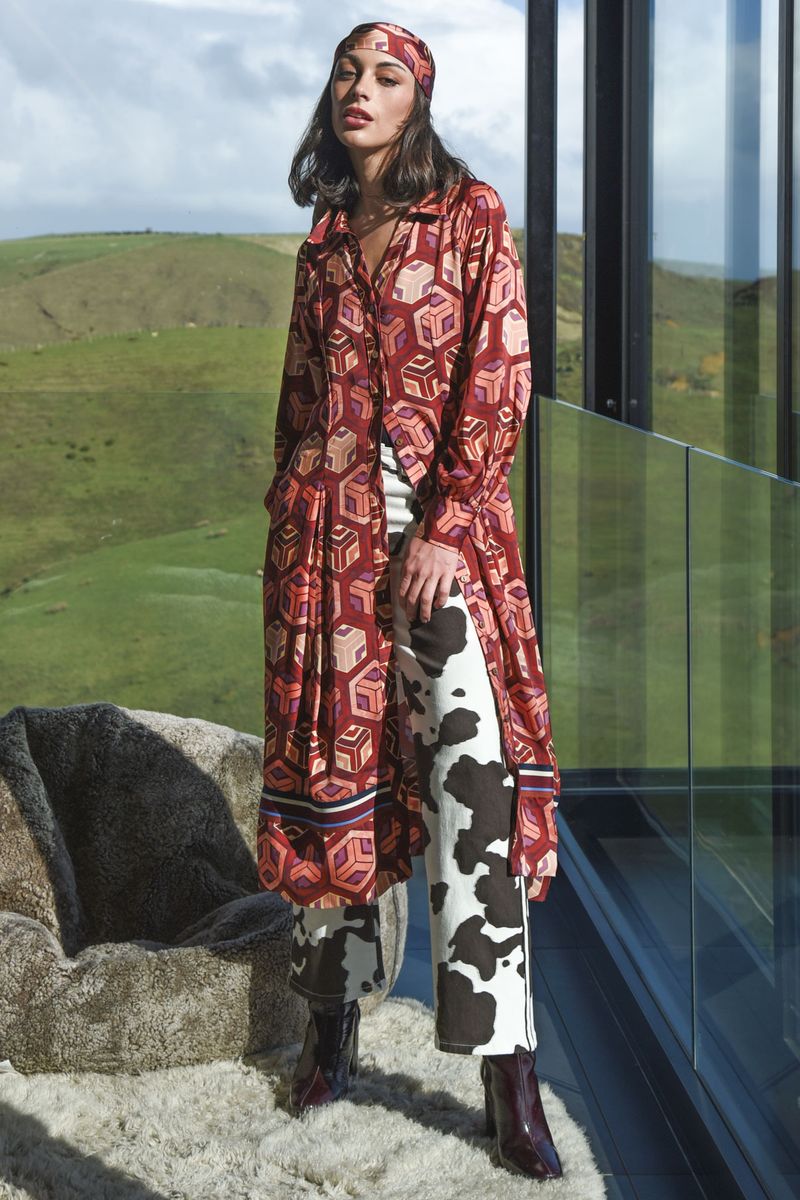 									WINTERFUL DRESS DRESS
								, 			RODEO NIGHTS JEAN
								, 			SCARFING MATTER SCARF
			