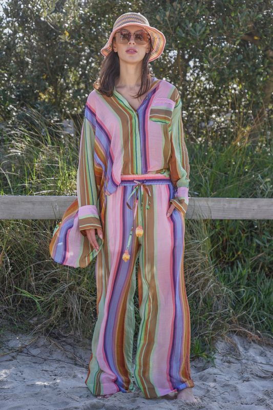 									LIVING THE DREAM SHIRT
								, 			SEVILLE STROLLS PANT
			