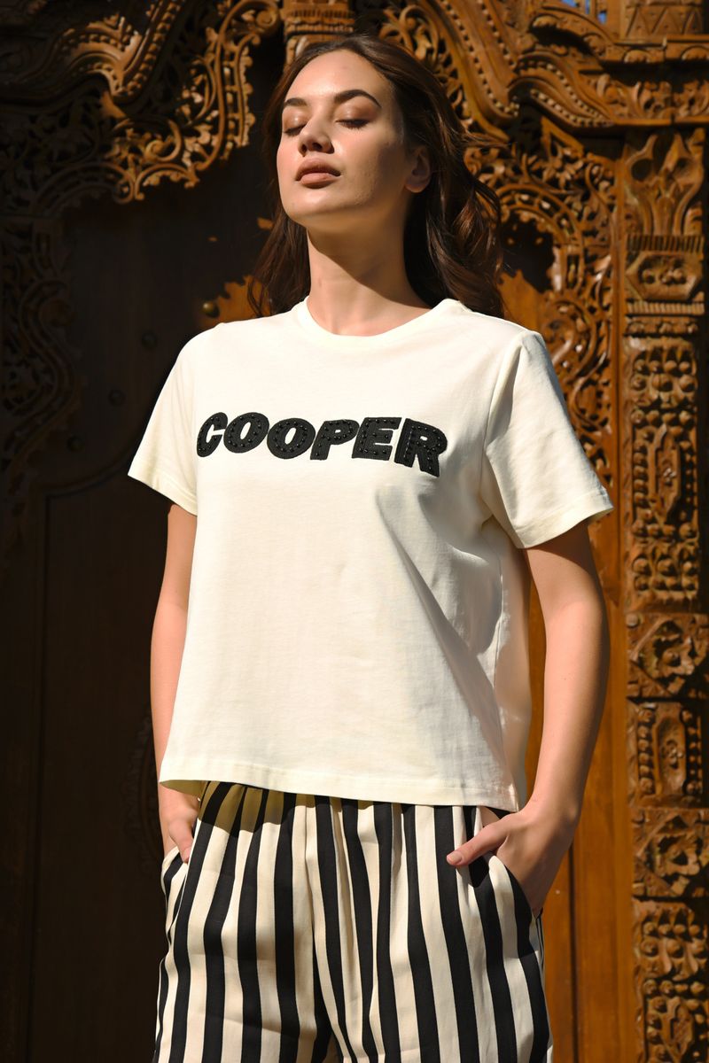 									BEAD THE WAY T-SHIRT
			