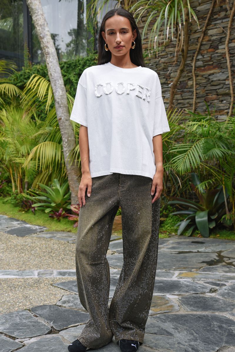 									LOVE LETTERS T-SHIRT
								, 			JEAN-ASTICS JEANS
			