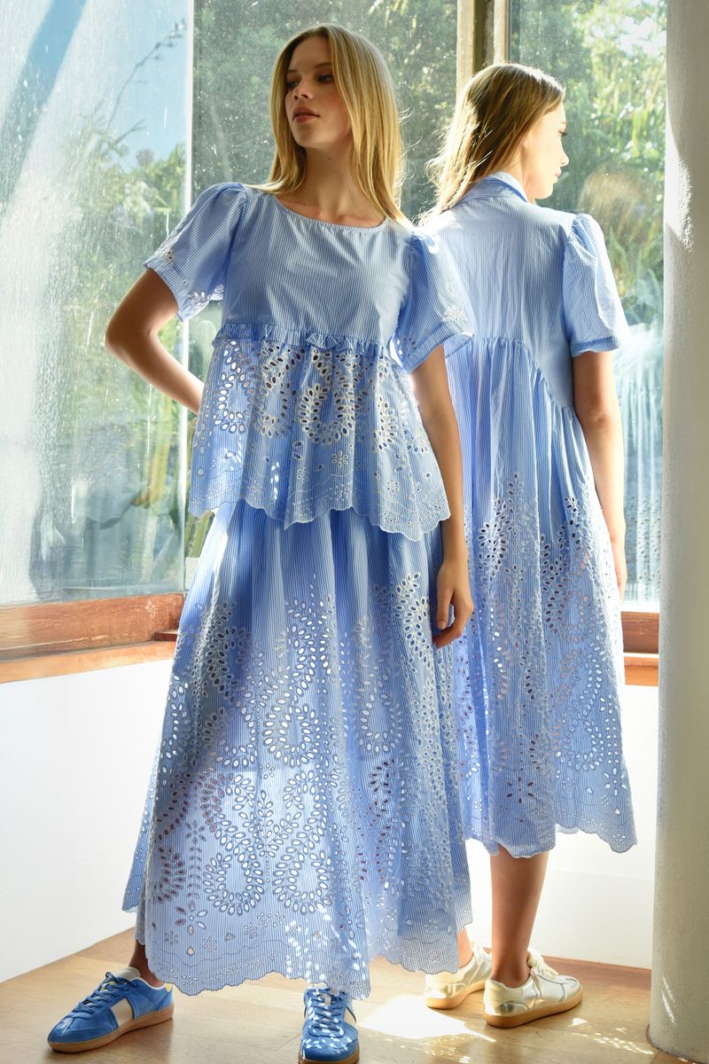 CRÈME OF THE CROP TOP
								, 			FORWARD MOTION SKIRT