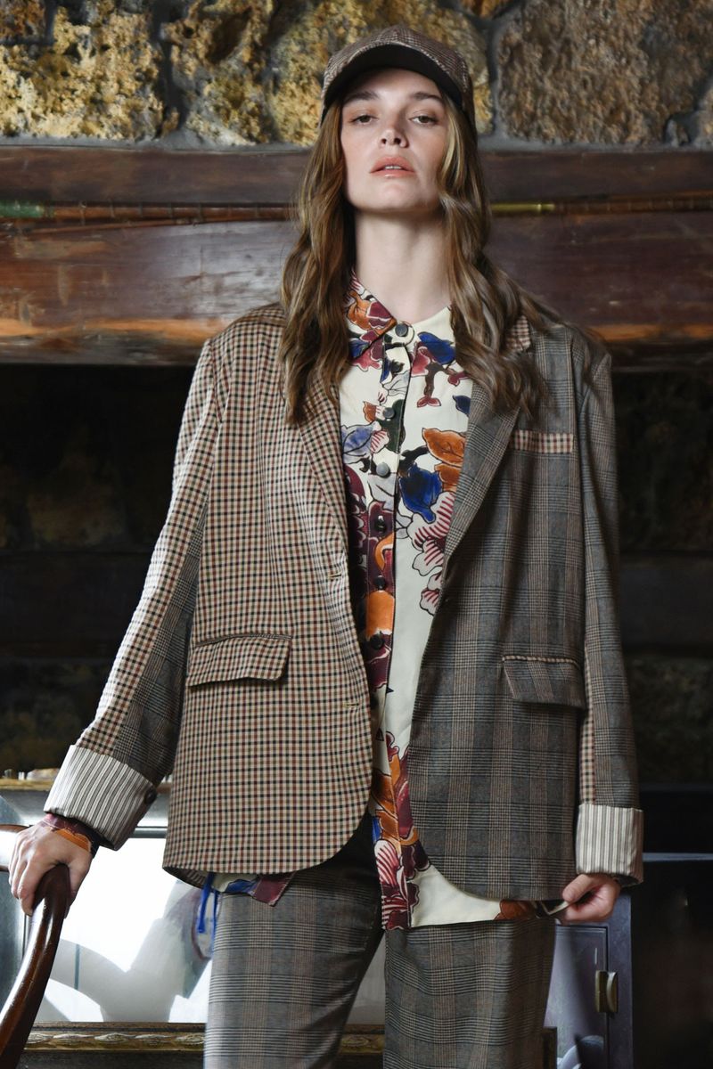 									CRISS-CROSSED JACKET
			