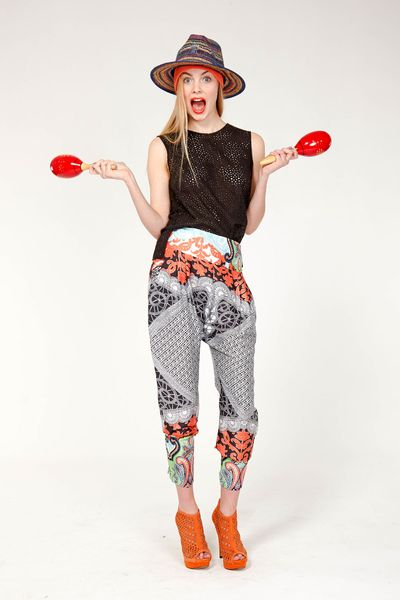 THE PAISLEY EFFECT 'DROP THE BEAT' PANT
								, 			HOLEY GRAIL 'TANK A RAMA' TOP