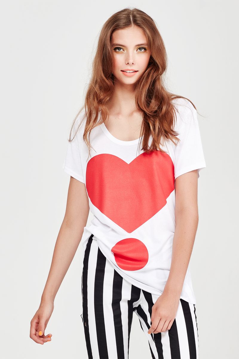 I HEART YOU T SHIRT
								, 			VERTICAL CHALLENGE PANT