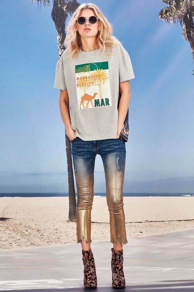 GOLD PINING JEANS
								, 			GOLD FASHIONED SUNGLASSES
								, 			MIRAGE DREAMS T-SHIRT