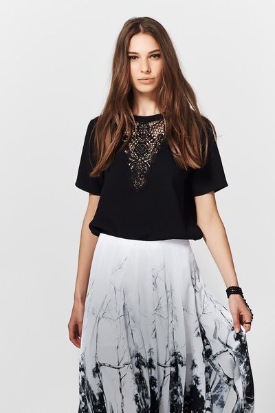 CREPE PAPER 'FRIENDS IN HIGH PLACES' TOP
								, 			FOREST PATH 'WOOD I LIE TO YOU' SKIRT