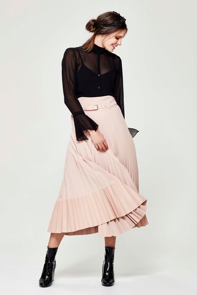 PRIM LANE 'INTO THE WILD' BLOUSE
								, 			ICE RINK 'YOU COM-PLEAT ME' SKIRT