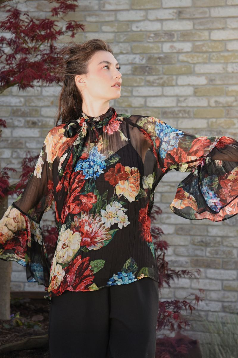 									BLACK OF BEYOND BLOUSE
			