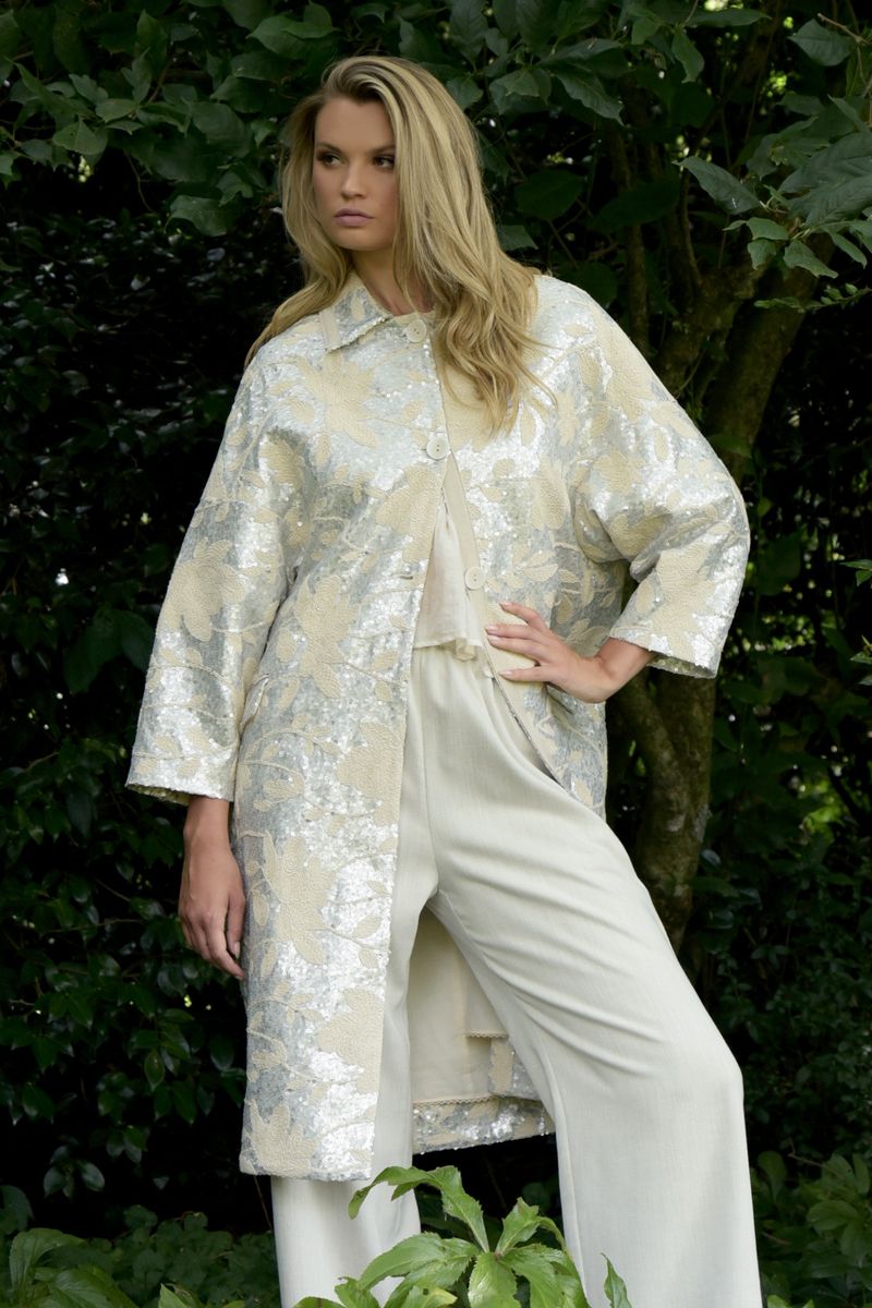GOSSIP PEARL COAT
								, 			WALK RIGHT UP TROUSER