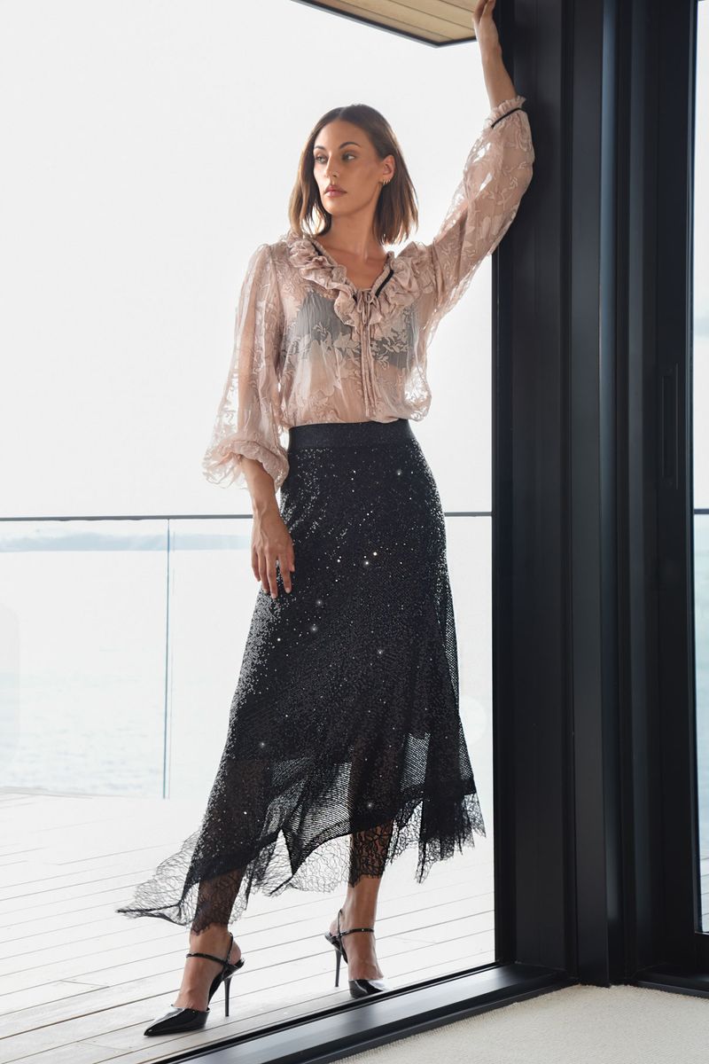 									STOP, DROP & SHOP SKIRT
								, 			FLUTTER & FLOAT BLOUSE
			