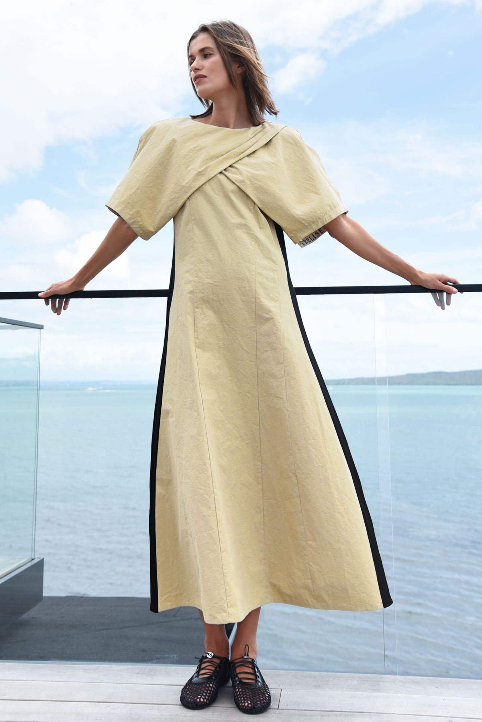 									LEADING LADY DRESS
			