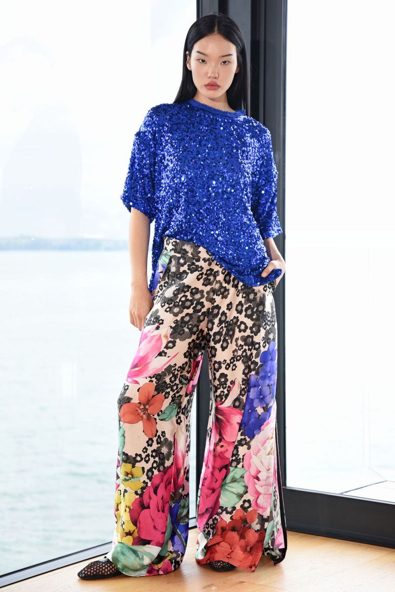 									QUICK STEP TROUSER
								, 			SPARKLE LIKE YOU MEAN IT T-SHIRT
			