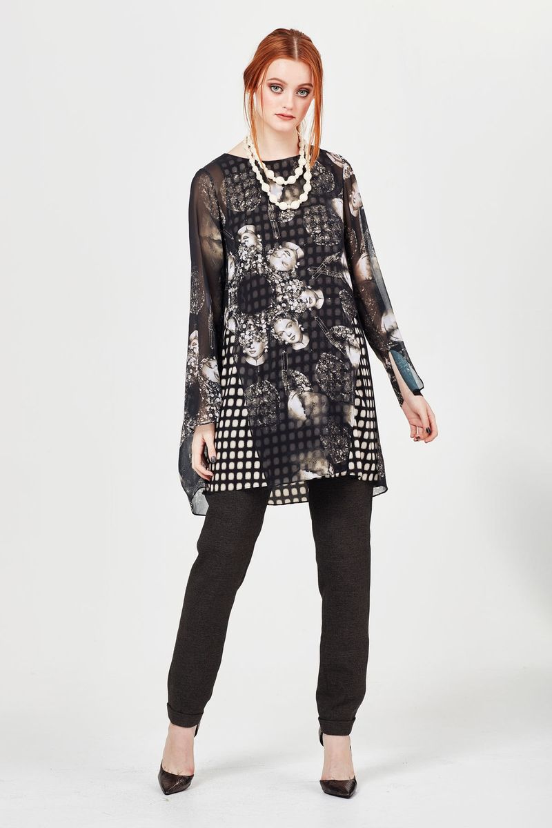 HEADS UP 'FACE THE MUSIC' TUNIC