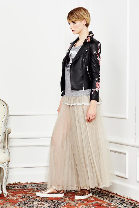 BLACK ROSE 'THORN TO KILL' JACKET
								, 			TEE FOR TWO 'OH L'AMOUR' SWEAT
								, 			WILL 'O THE WISP 'NET A PORTER' SKIRT